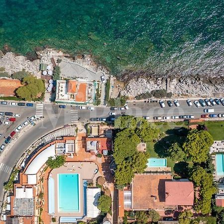 M'Place - Mondello Residence Палермо Экстерьер фото