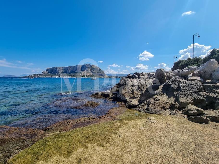 M'Place - Mondello Residence Палермо Экстерьер фото